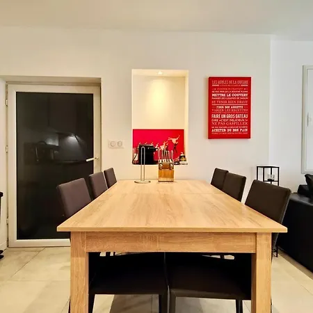 Apartment Le Patio Du Pecheur By Booking Guys