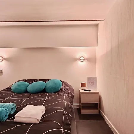 Apartment Le Patio Du Pecheur By Booking Guys Cagnes-sur-Mer